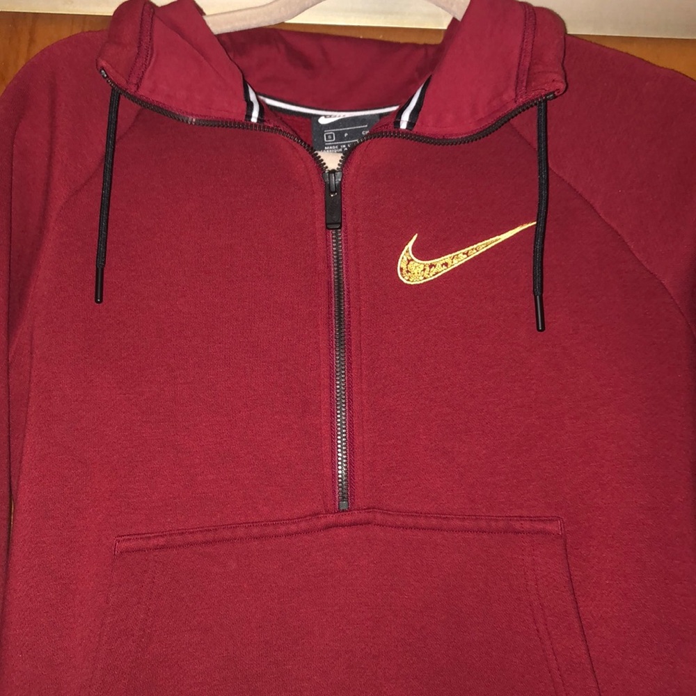 NIKE quarter zip!